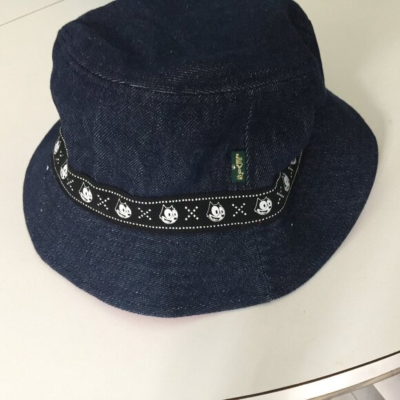 Levis Felix the cat Denim Bucket hat- Blue Denim - Size medium m/f - Picture 2 of 3